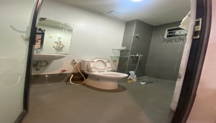 Cho thuê nhà mới đẹp Phố Hương Viên, Hai Bà Trưng 5 tầng, 30m2, 3 ngủ, 12 Triệu